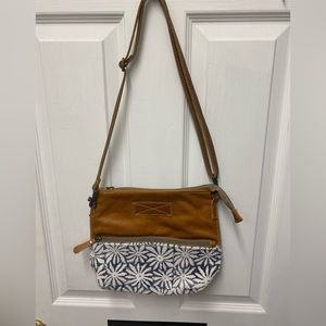 Myra Crossbody.  Excellent Condition.  Never used it.
